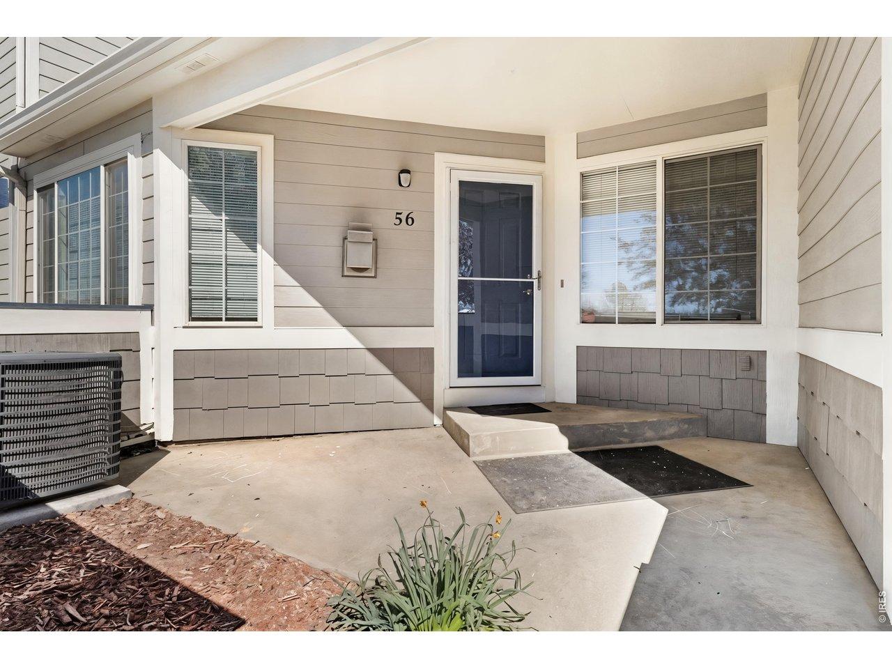 Image 3: Sunny front porch Image 3: Sunny front porch