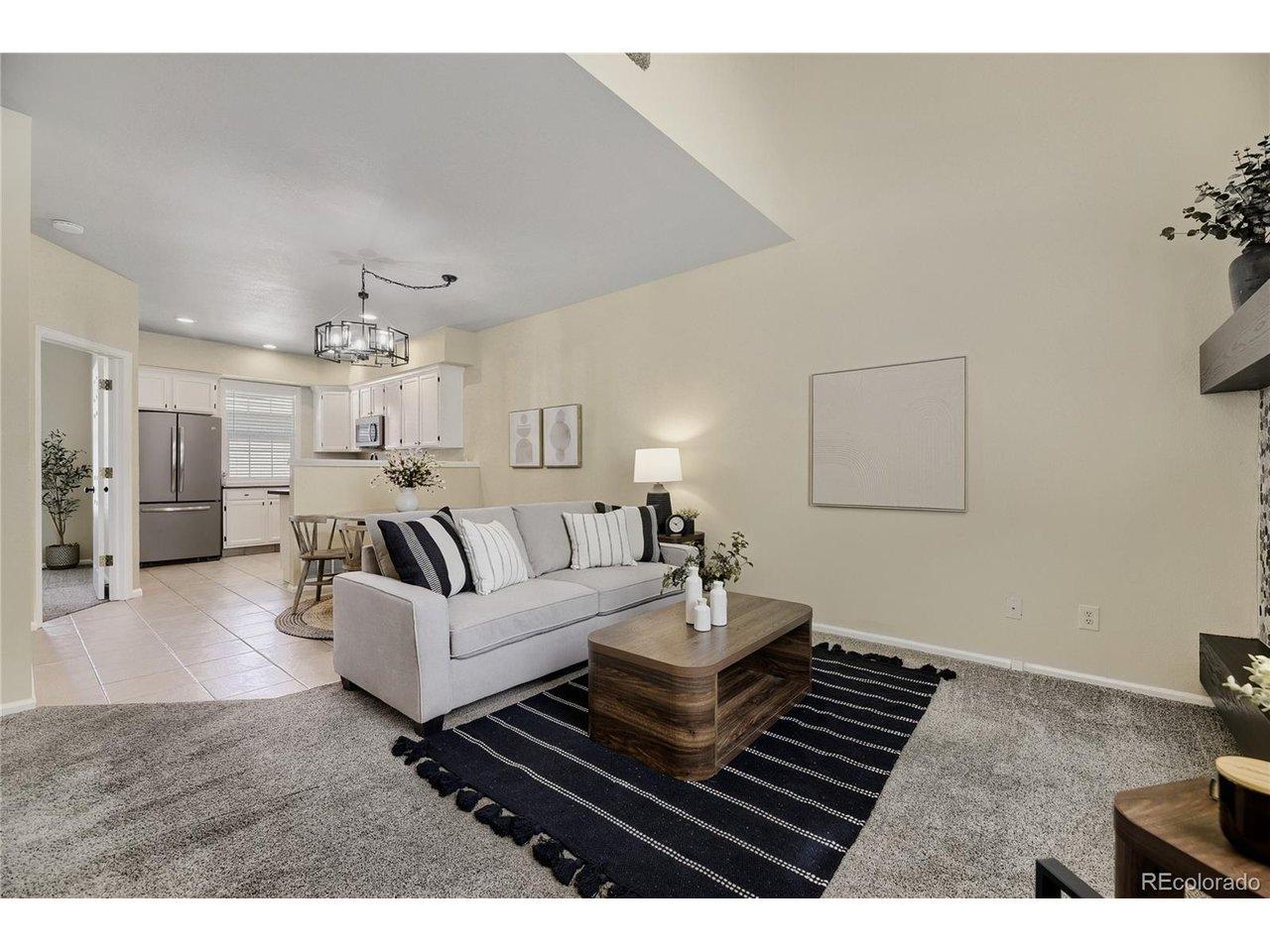 Image 4: Living Room/Dining Area/Kitchen