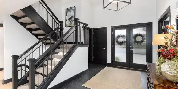 Image 4: Foyer/Entry Image 4: Foyer/Entry