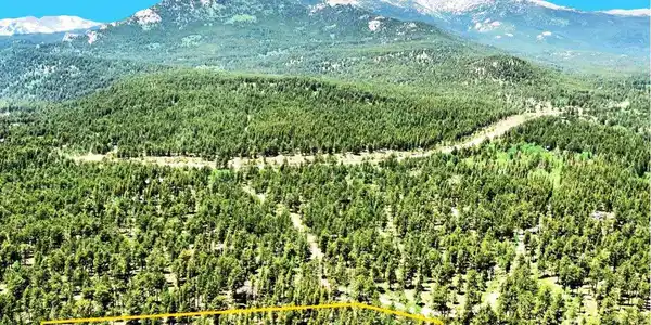Image 3: 246 Tahosa Park South: Approximate boundary lines with aerial view looking toward Rocky Mountain National Park. Image 3: 246 Tahosa Park South: Approximate boundary lines with aerial view looking toward Rocky Mountain National Park.