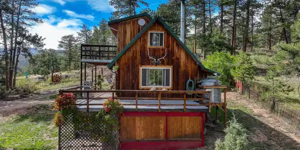 147 Cedar Dr