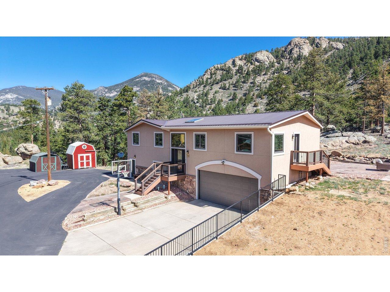Image 1: Immaculate and low maintainence home waiting for you. Image 1: Immaculate and low maintainence home waiting for you.