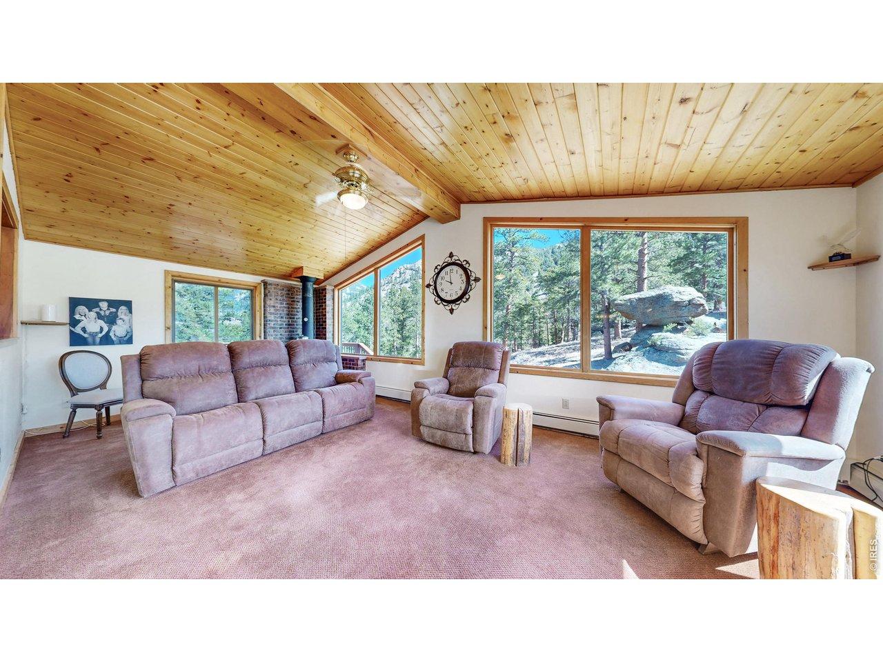 Image 4: Living room Image 4: Living room