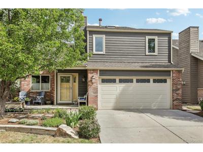 869 W Barberry Cir