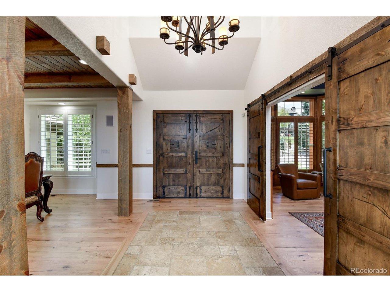 Image 2: Foyer Image 2: Foyer