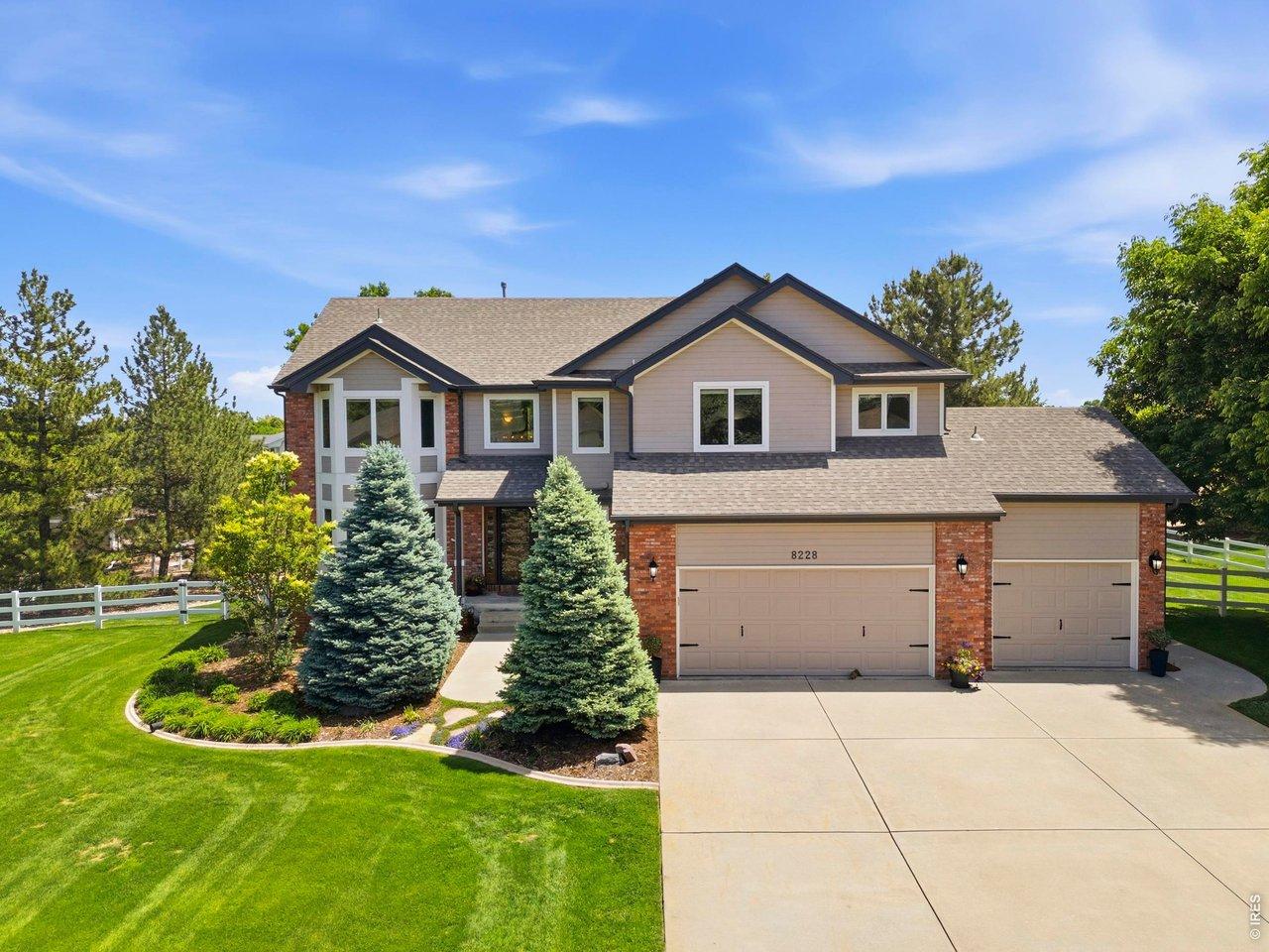 Image 1: Stunning 5-Bedroom Home with Exceptional Design Image 1: Stunning 5-Bedroom Home with Exceptional Design