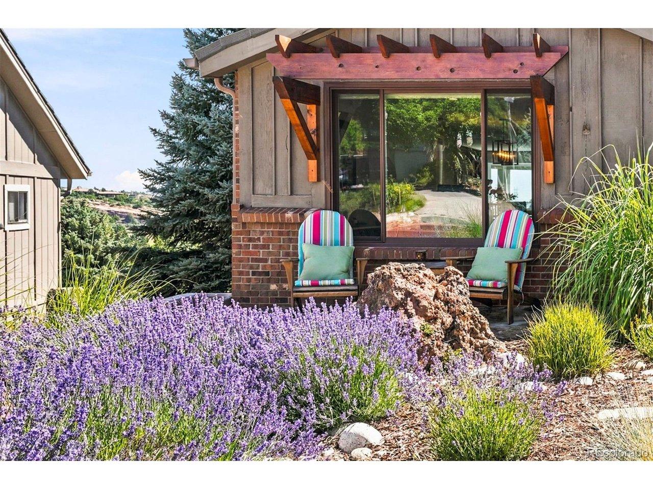 Image 3: Xeriscaped flourishing front gardens, no watering needed Image 3: Xeriscaped flourishing front gardens, no watering needed