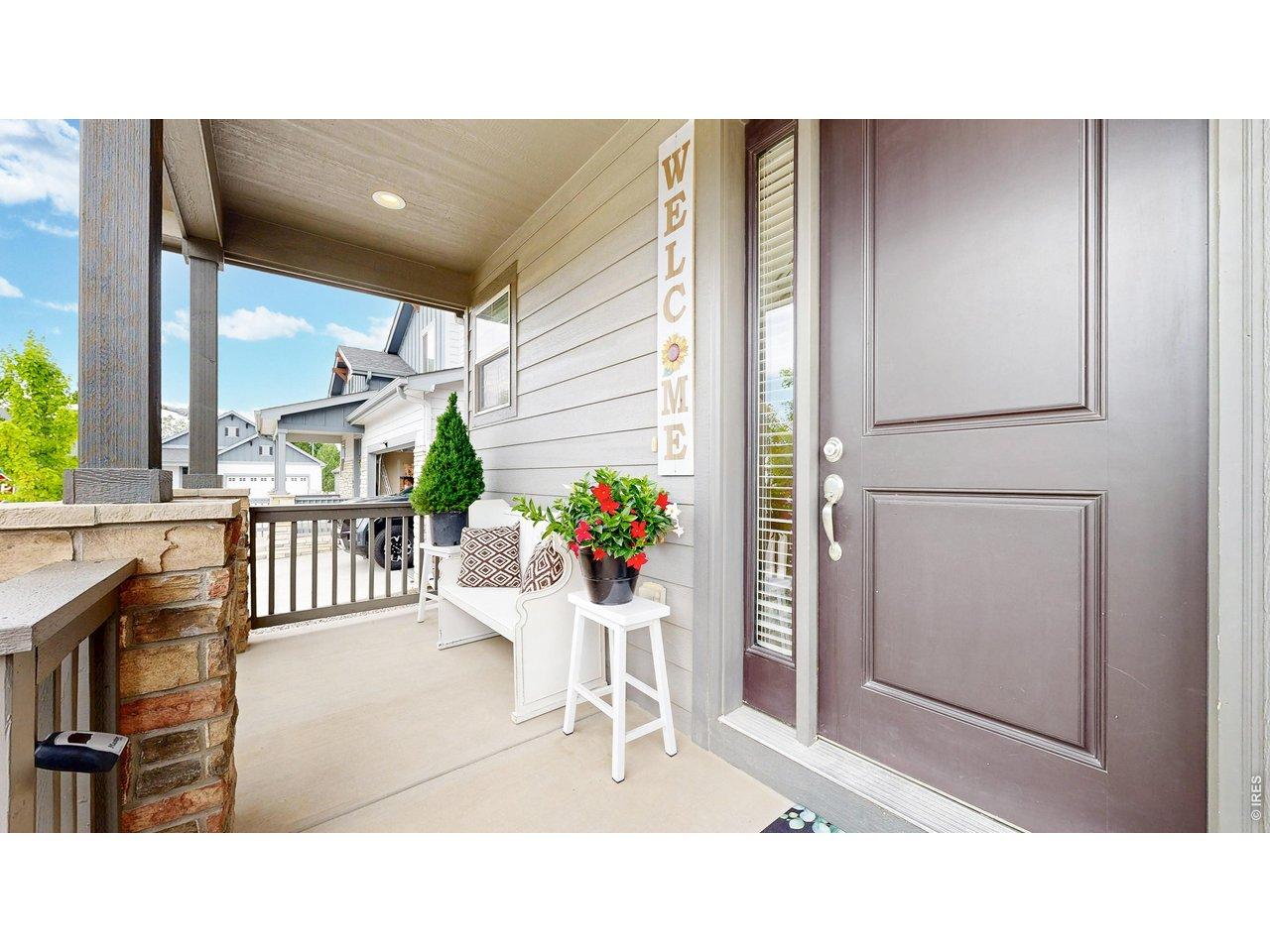 Image 2: Large front porch Image 2: Large front porch