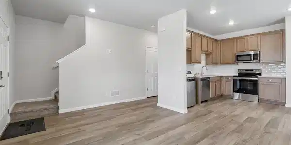 Image 4 Image 4