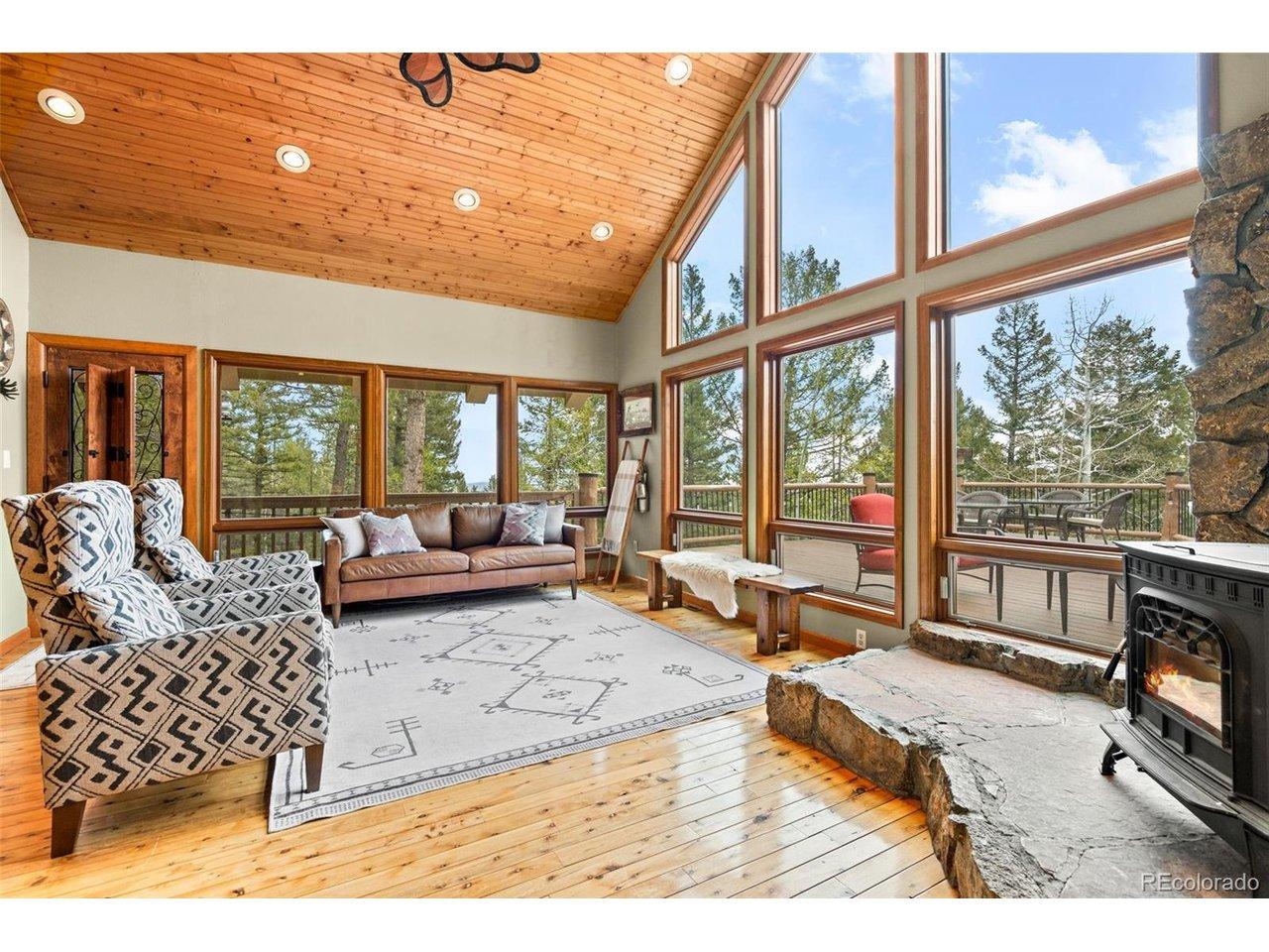 Image 4: Great room Image 4: Great room