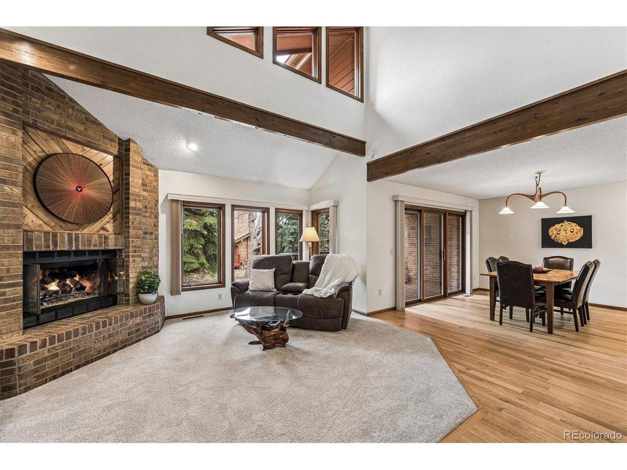 Image 3: Love the Open Floor Plan!