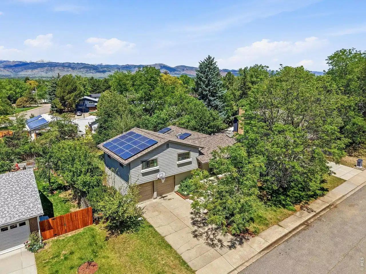 Image 1: Solar panels to decrease utility bills