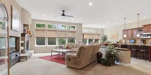 Image 4: Family room from entry Image 4: Family room from entry