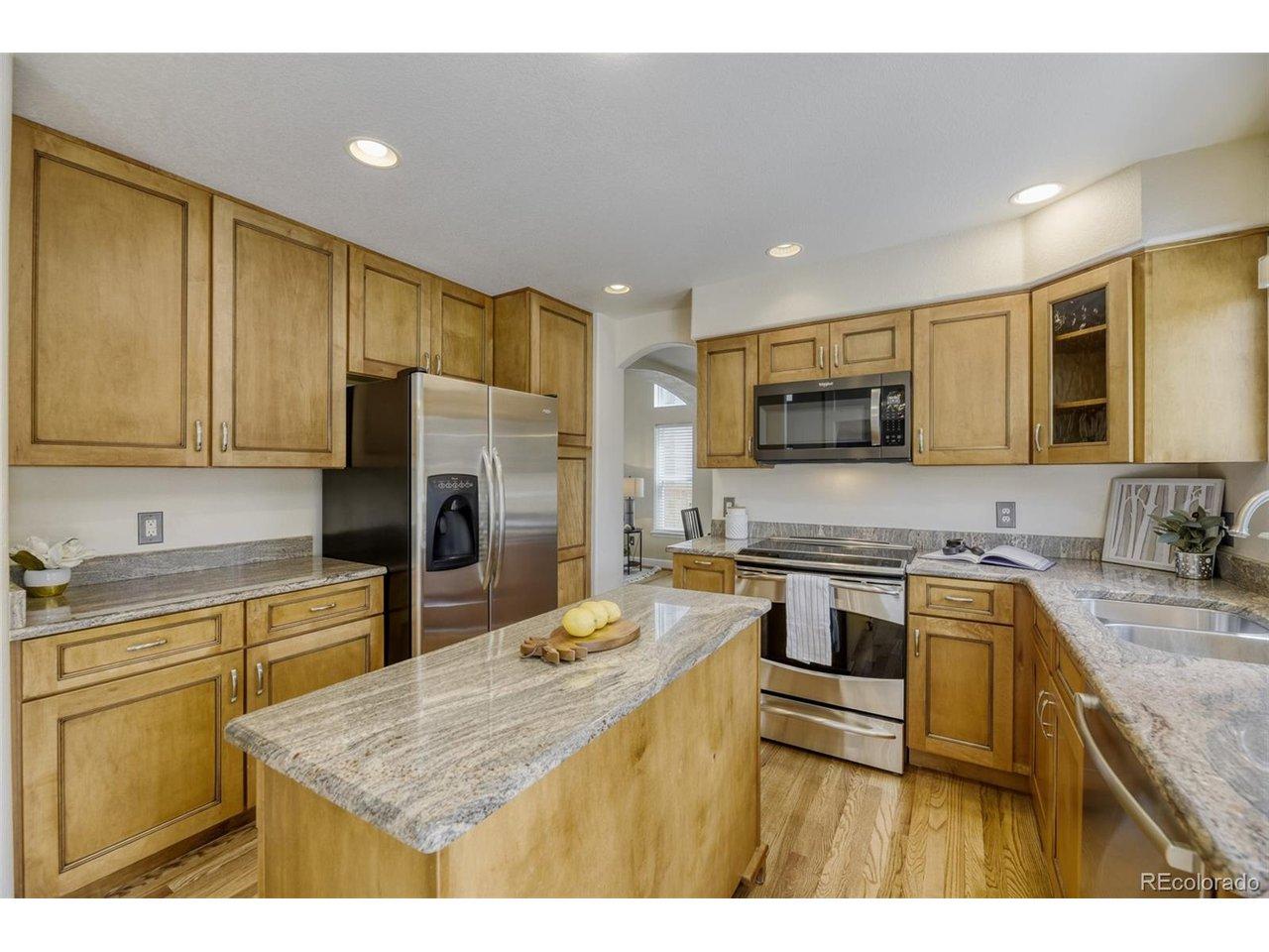 Image 3: Updated Kitchen with Loads of Natural Light Image 3: Updated Kitchen with Loads of Natural Light