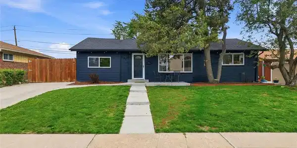 5387 Lynn Dr