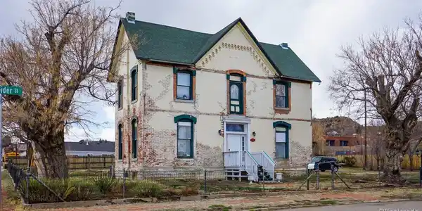 203 Schneider