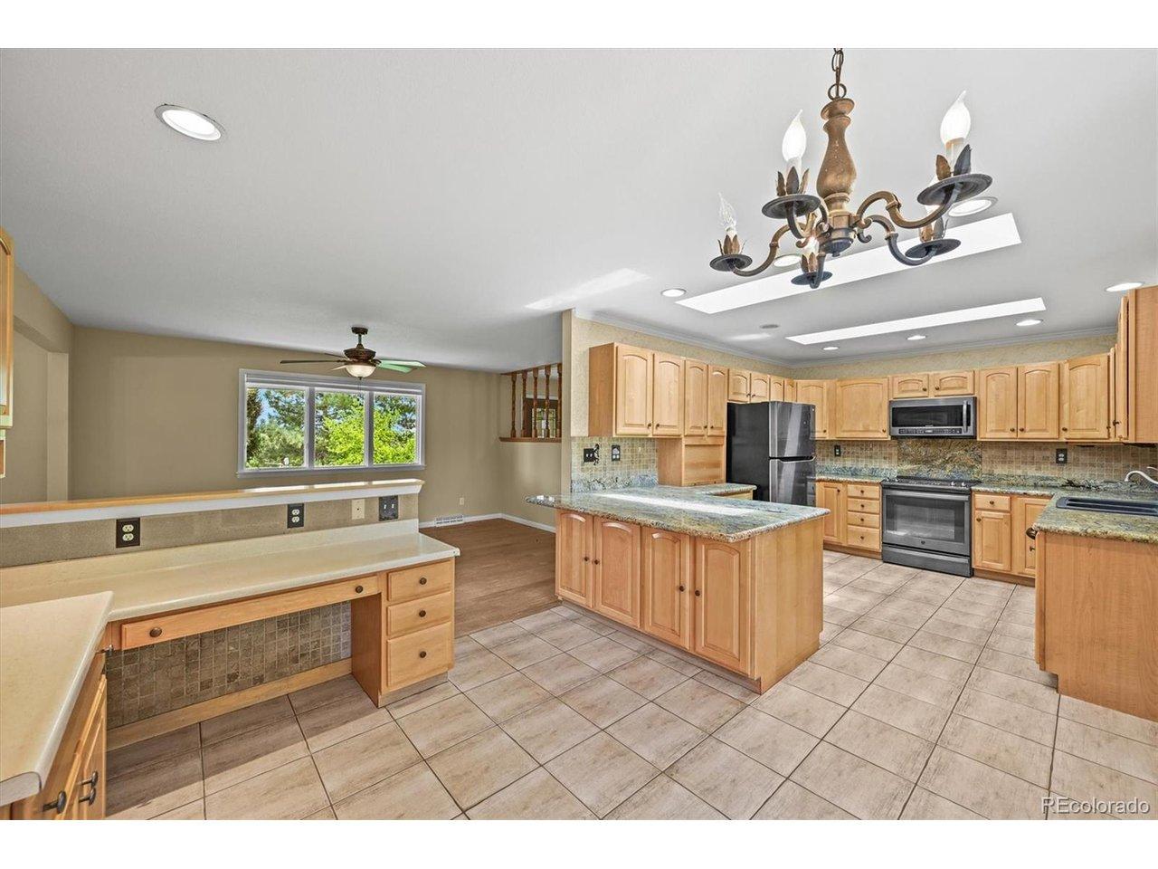 Image 4: Kitchen Image 4: Kitchen