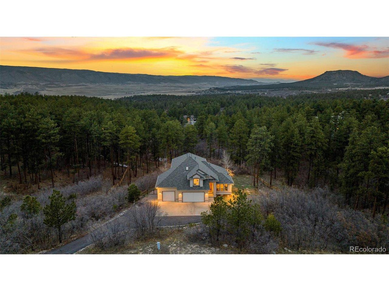 Image 1: 2.3 Acres of Wooded Privacy and Views Image 1: 2.3 Acres of Wooded Privacy and Views