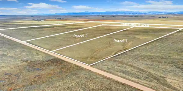 Image 4: Adjacent 35-acre lot is also available for purchase. Lot lines are approximate Image 4: Adjacent 35-acre lot is also available for purchase. Lot lines are approximate