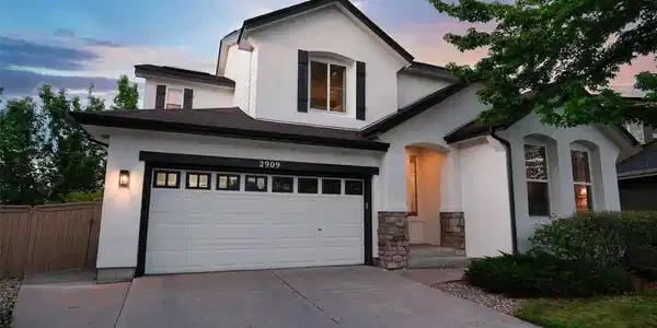 2909 Oakshire Ct