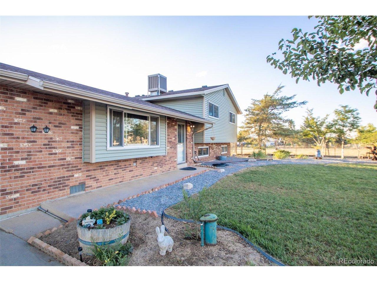 Image 4: Front of home Image 4: Front of home