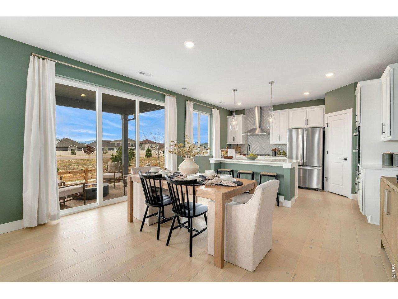 Image 2: Model Investment Opportunity! Kitchen & Dining Image 2: Model Investment Opportunity! Kitchen & Dining