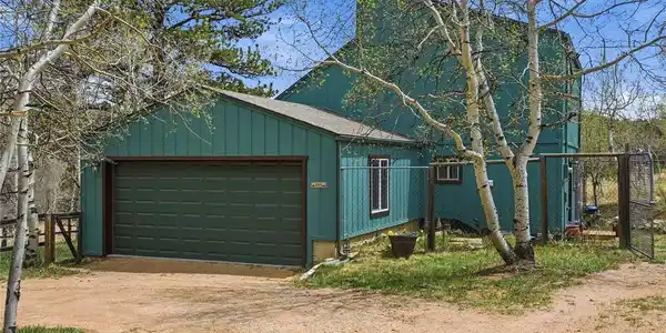 398 Aspen Dr