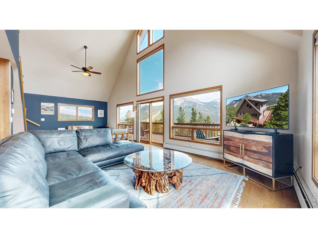 Image 2: Living Room. Image 2: Living Room.