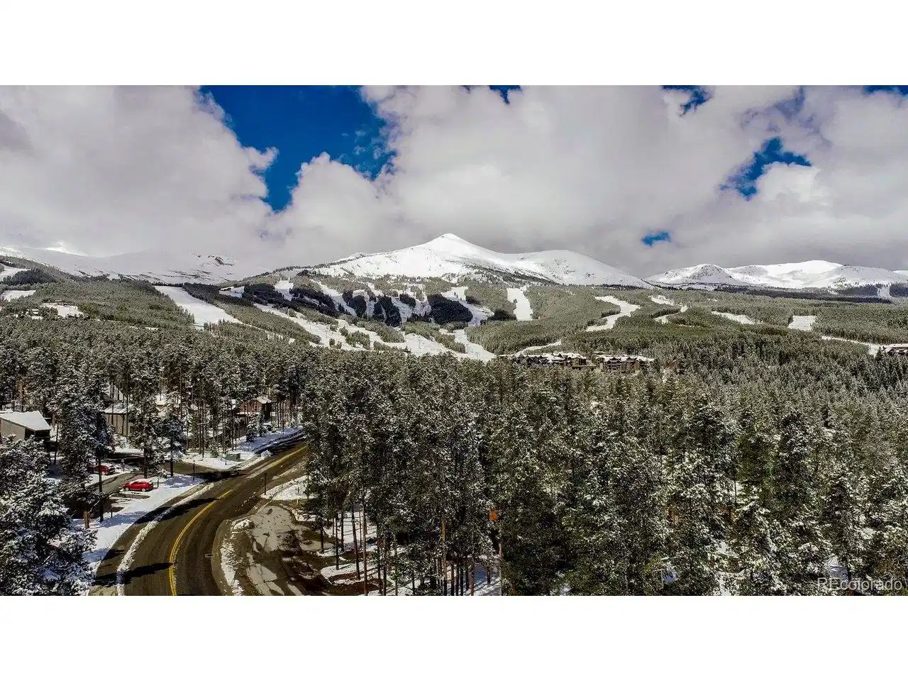 Image 1: The perfect location! A short walk or bus to town, the slopes, or the many trails just outside your door. Image 1: The perfect location! A short walk or bus to town, the slopes, or the many trails just outside your door.