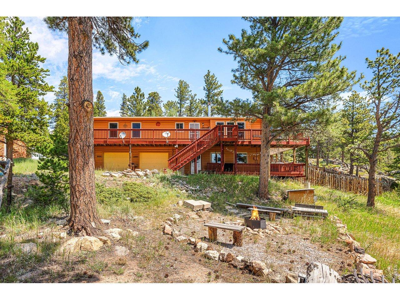 Image 3: 3 bedroom, 2 bathroom, mountain home with views to get excited about Image 3: 3 bedroom, 2 bathroom, mountain home with views to get excited about