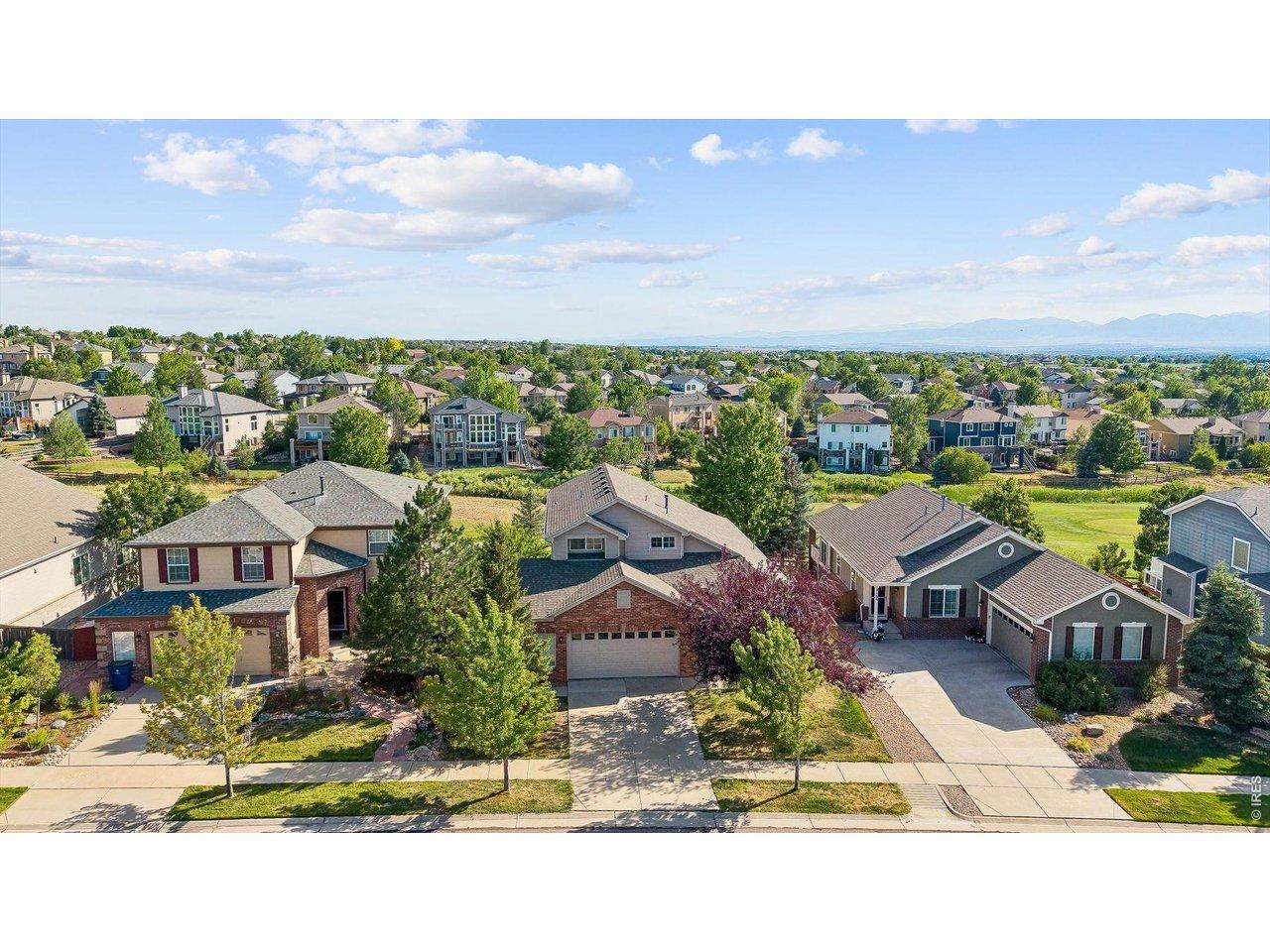 Image 2: Large Home on the Golf Course Image 2: Large Home on the Golf Course