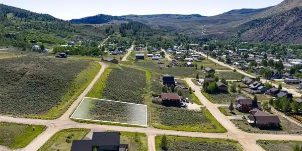 Image 4: Aerial - Markers and outlines are to give a general idea of the property location and are not to be relied upon. Image 4: Aerial - Markers and outlines are to give a general idea of the property location and are not to be relied upon.