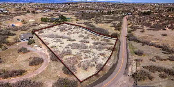 Image 3: Property Lines are Approximate and not a survey Image 3: Property Lines are Approximate and not a survey
