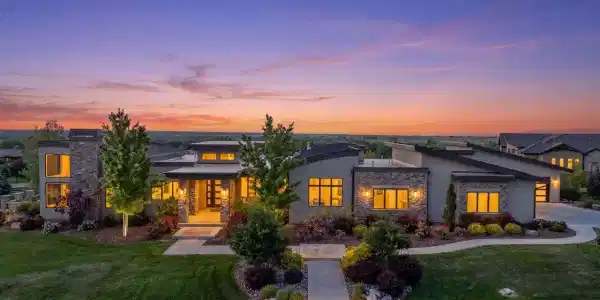 6782 Niwot Hills Dr
