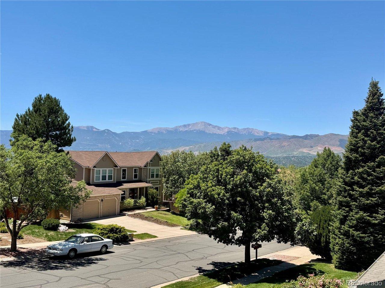 Image 2: Pikes Peak view from the front porch Image 2: Pikes Peak view from the front porch
