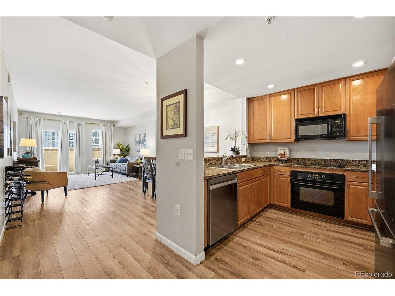 Image 2: Kitchen