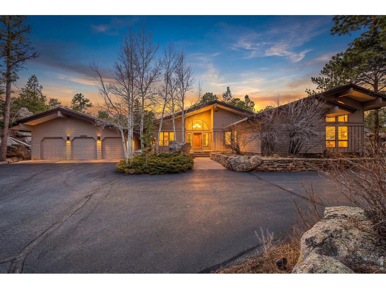 Image 1: Visit this Expansive Ranch Home at Fox Acres! Furnished & Turn-Key for You, Your Family and Friends to Enjoy! Image 1: Visit this Expansive Ranch Home at Fox Acres! Furnished & Turn-Key for You, Your Family and Friends to Enjoy!