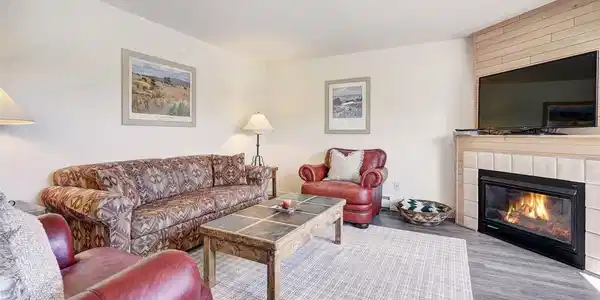Image 4 Image 4