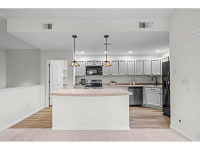 2125 Calais Dr