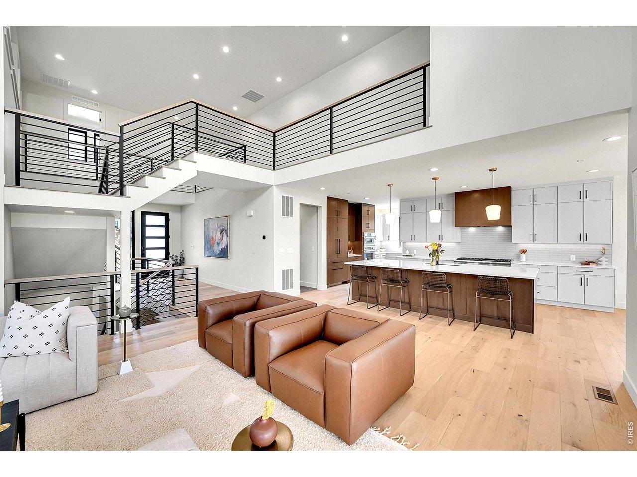 Image 4: Great Room, Kitchen, Entry Image 4: Great Room, Kitchen, Entry