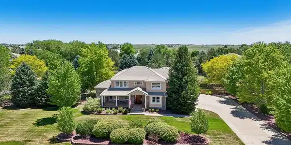 7688 Crestview Dr