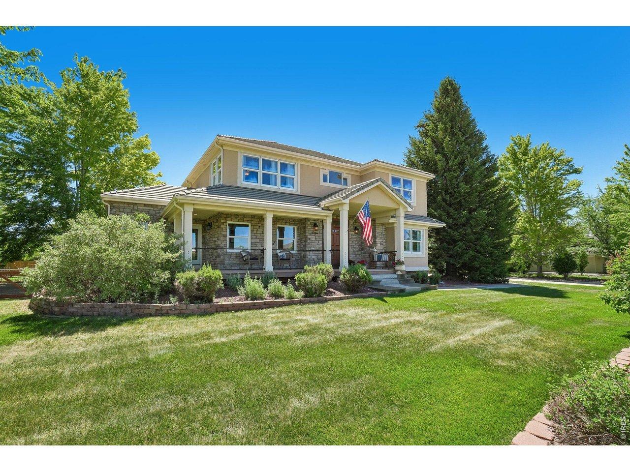 Image 3: Enjoy mountain views from the front porch Image 3: Enjoy mountain views from the front porch