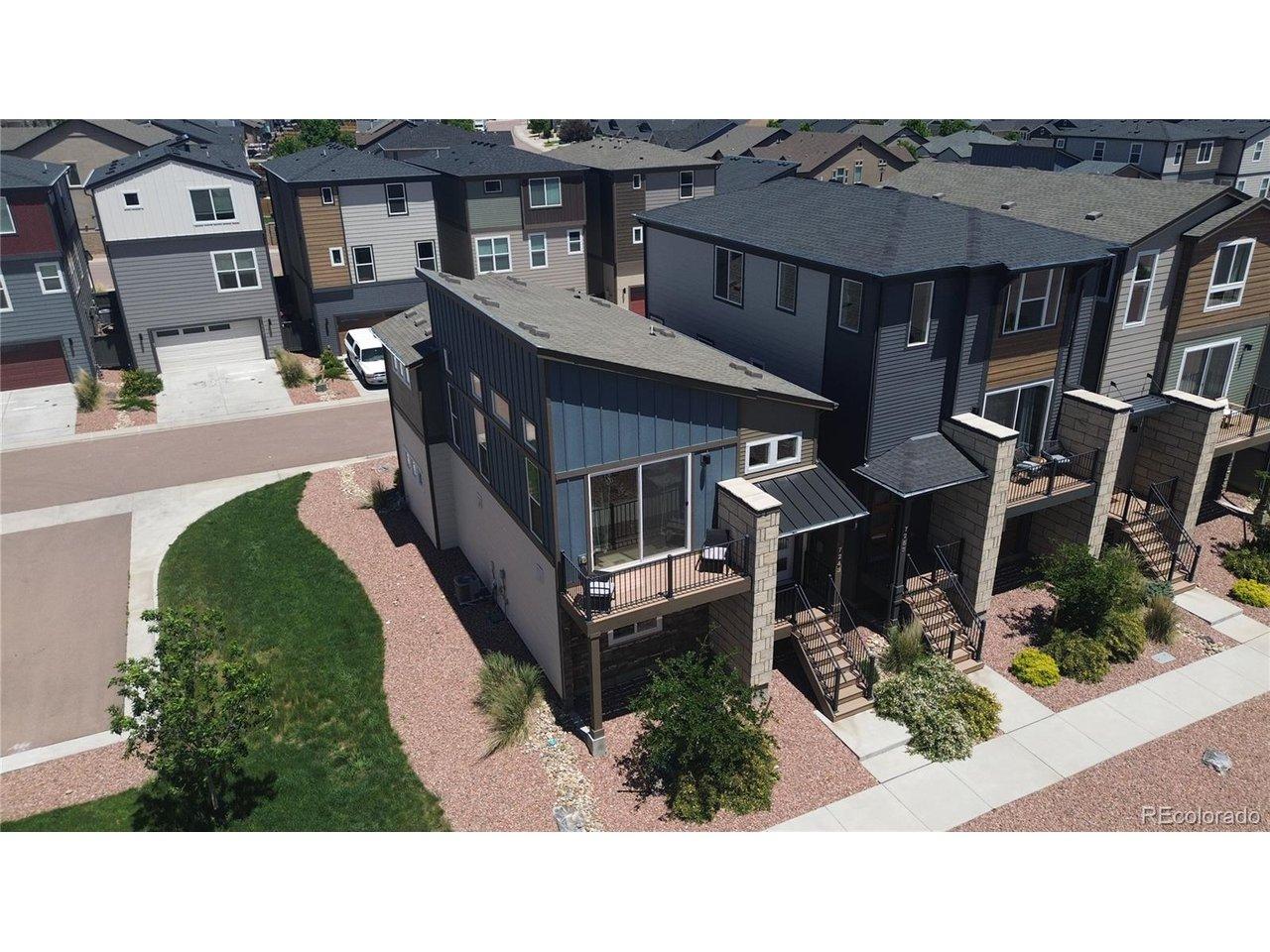 Image 4: Aerial view of xeriscaped side yard. Image 4: Aerial view of xeriscaped side yard.