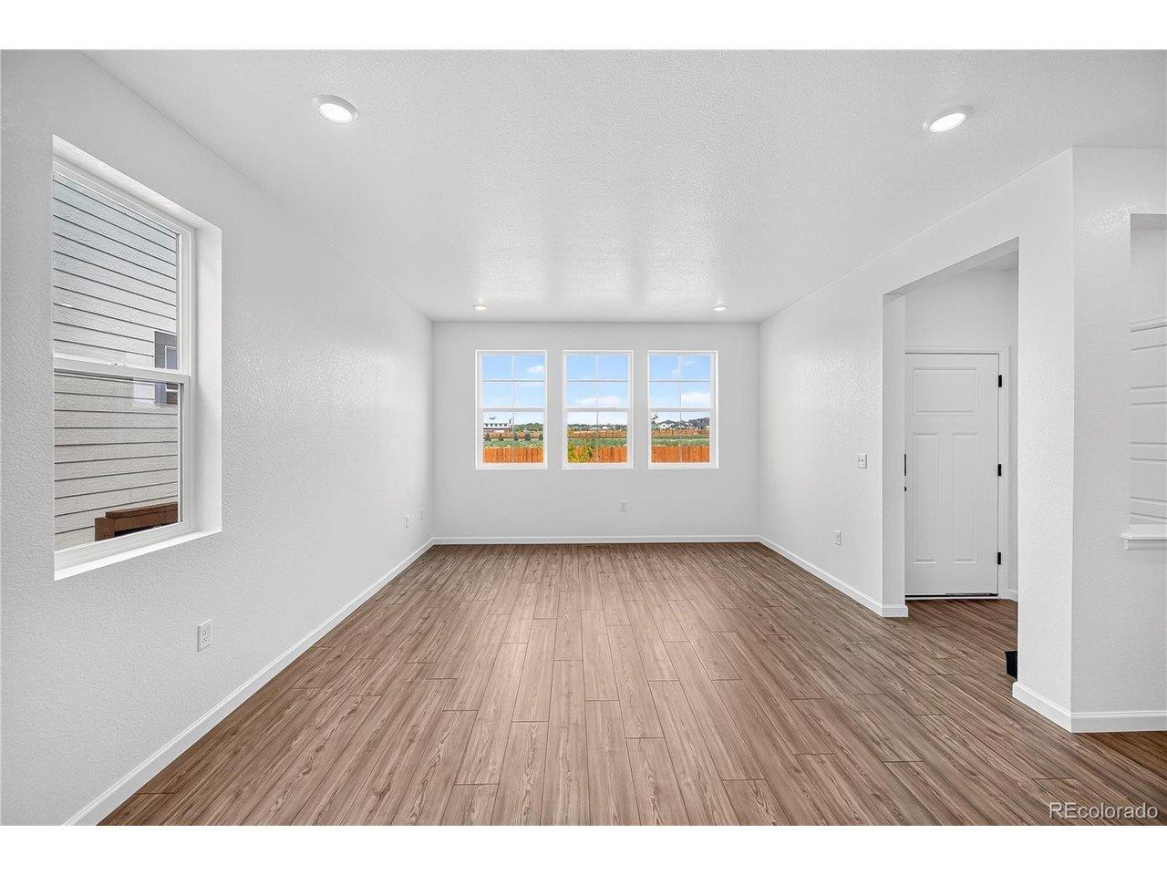 Image 2: 2097 Barnwood Drive ~ Ready Now Image 2: 2097 Barnwood Drive ~ Ready Now