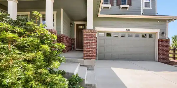 Image 3: Front of house Image 3: Front of house