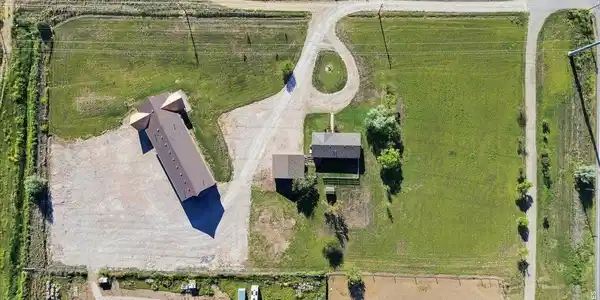 Image 4: Space to work and play within minutes from downtown Loveland. Image 4: Space to work and play within minutes from downtown Loveland.