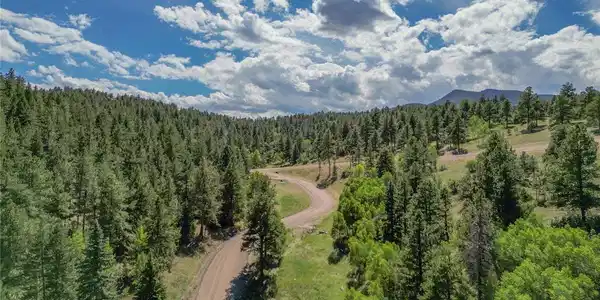Image 2: Cimarron Peak - Main Road Looking towards Lots 1 & 2 Image 2: Cimarron Peak - Main Road Looking towards Lots 1 & 2