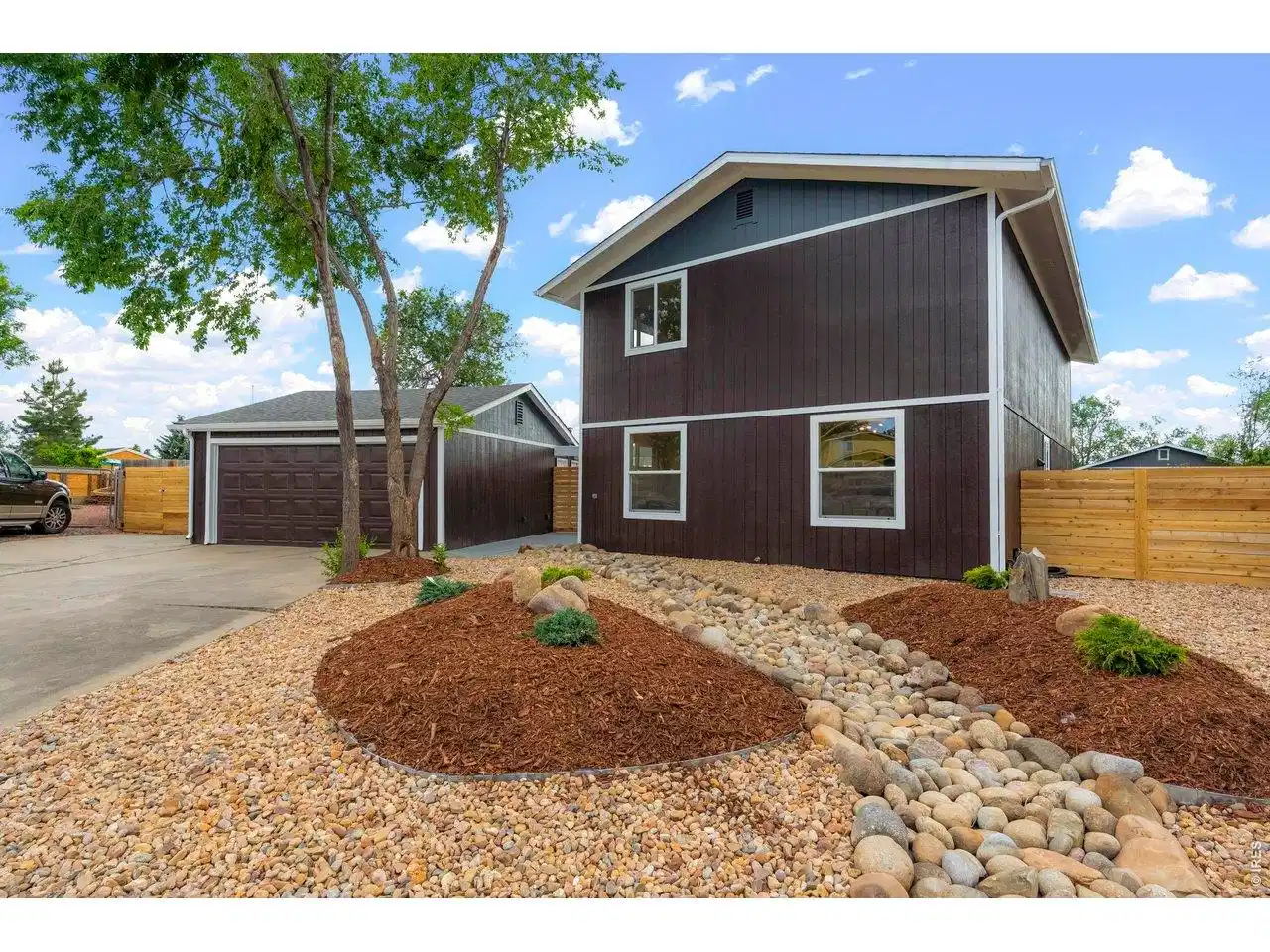 Image 1: Fully updated two story home close to Old Town
