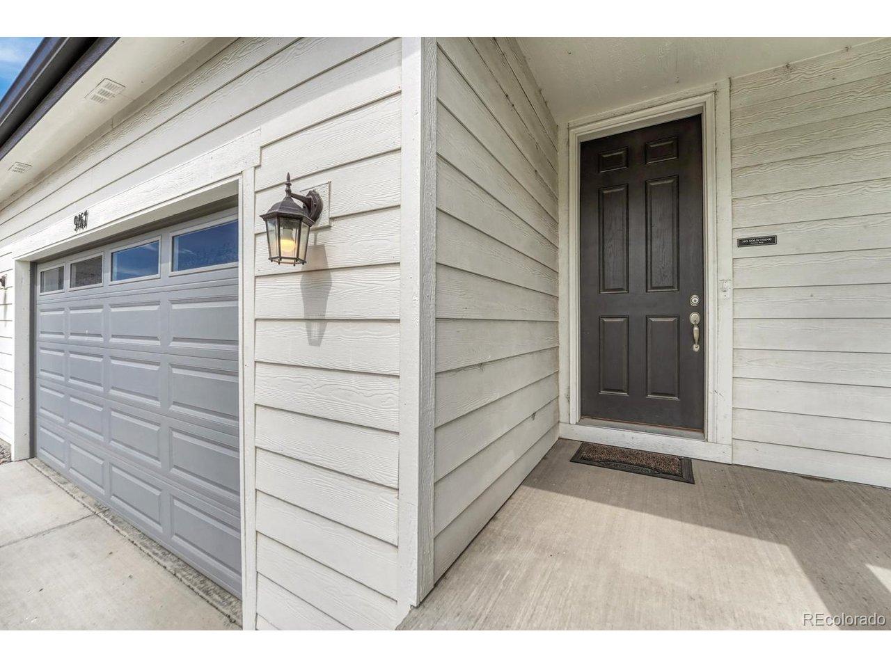 Image 4: Front Entry Image 4: Front Entry