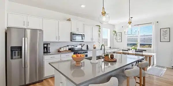 Image 2: Kitchen Image 2: Kitchen